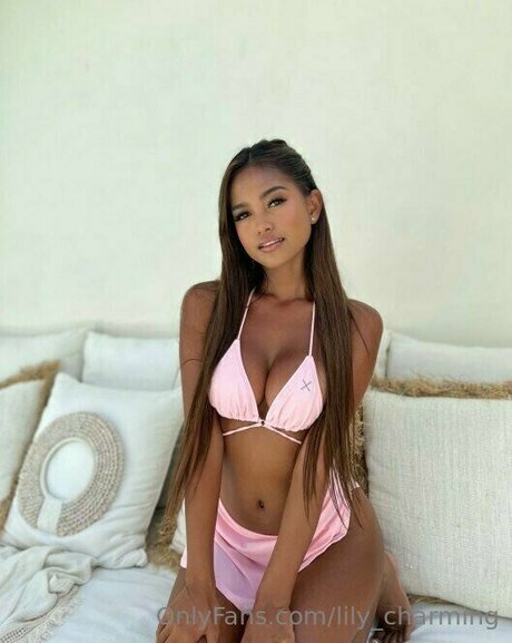 lily charming star erotic picture