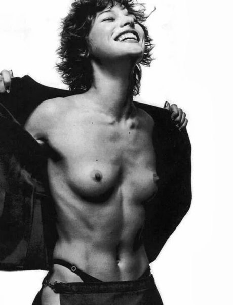 Milla Jovovich model hd pics