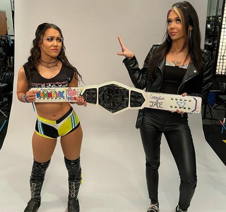 hairy teen pussy onlyfans free pics