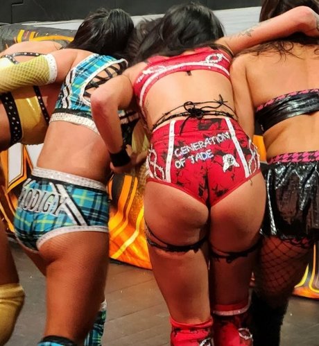 Cora Jade hot actress photo