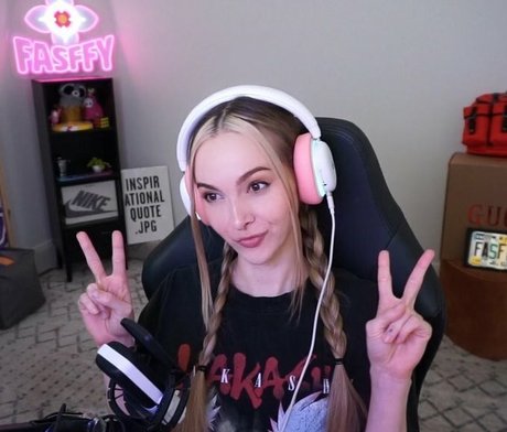 Fasffy pornstar hd img