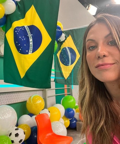 Barbara Coelho model pornographic images