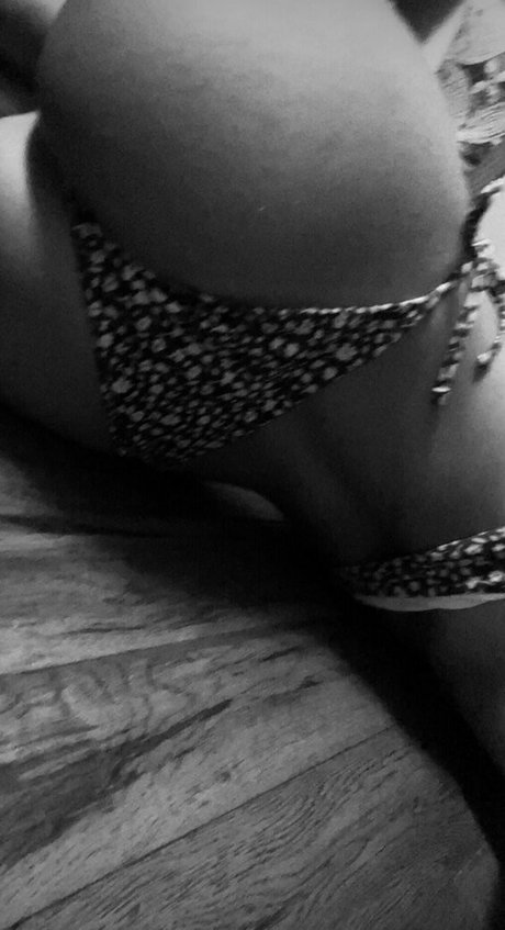 Aspen Reed model exclusive pics