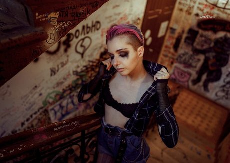 Margo Kuzina sexy actress gallery