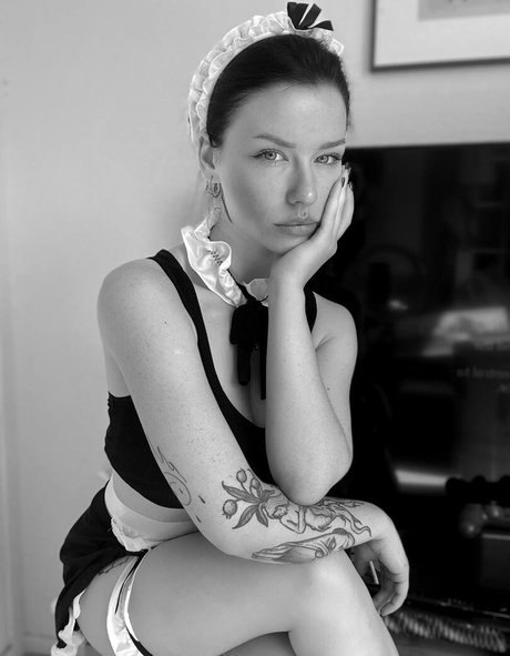 innervus high quality actress archive