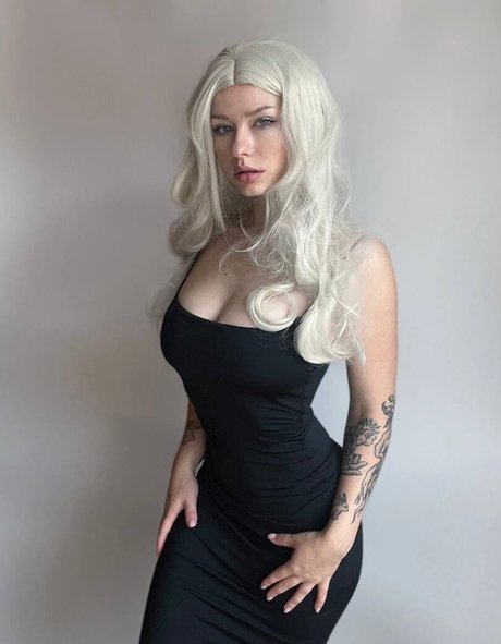 innervus model sexy pics