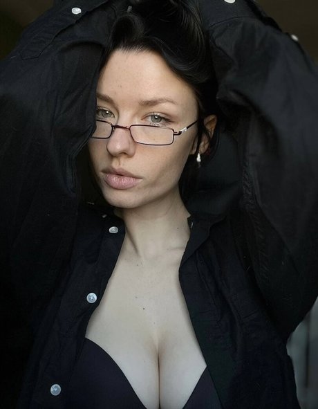 innervus pornstar erotic archive