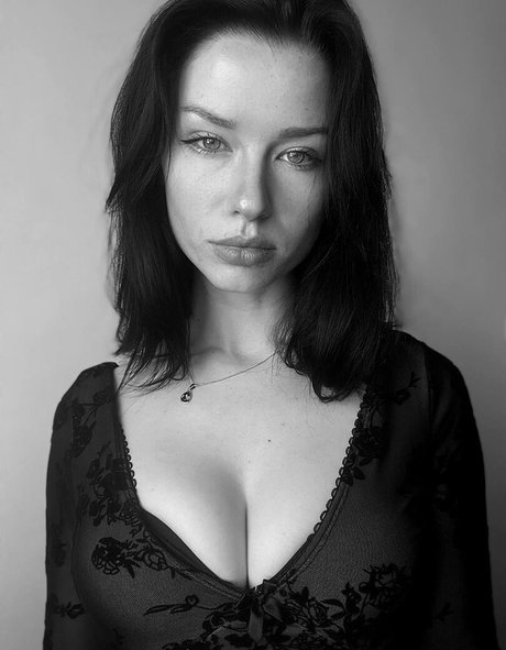 skinny babe onlyfans top galleries