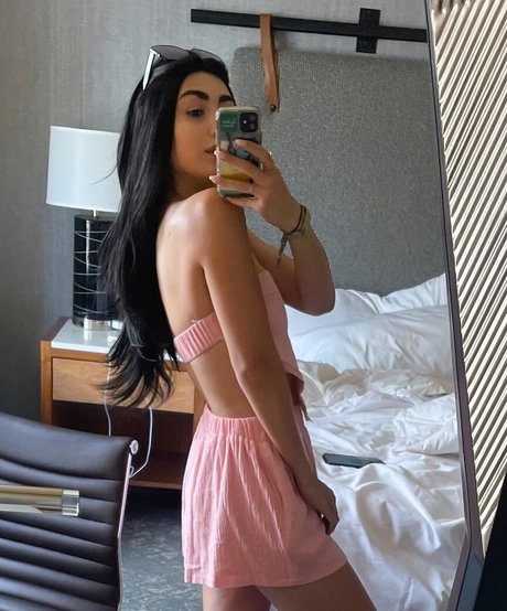 Alexa Mansour hd model photos