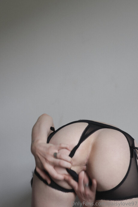 DaisyLove97 best model picture