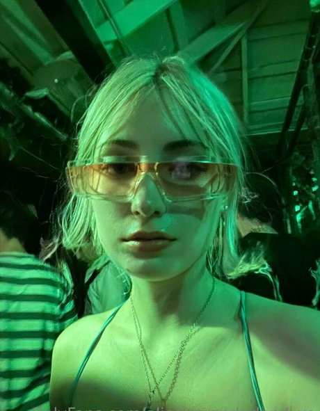 aliceinwonderland xo model porn pictures