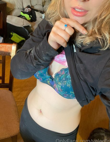 velec0r model adult pictures