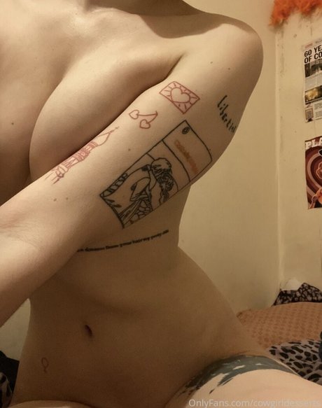 Cowgirldesserts nudes star picture