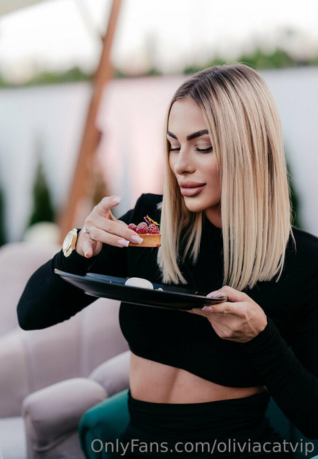 Oliviacatvip pornstar nude archive