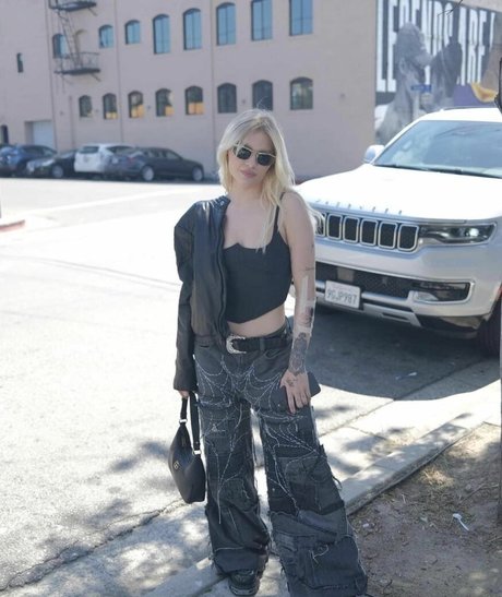 beauty girls onlyfans free photo