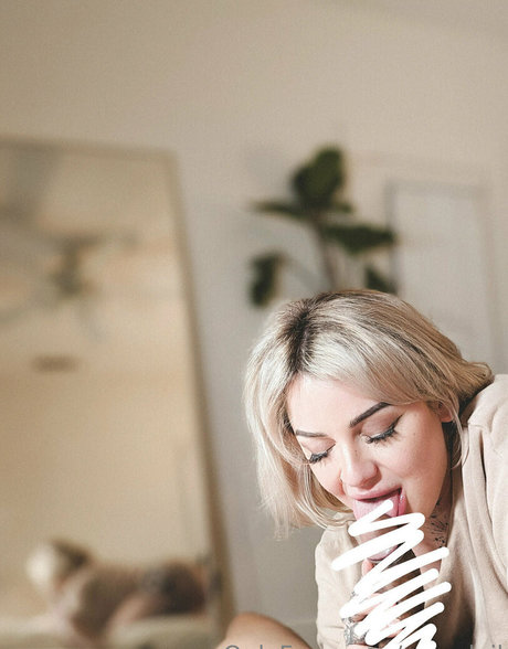 mysoleil nude actress galleries