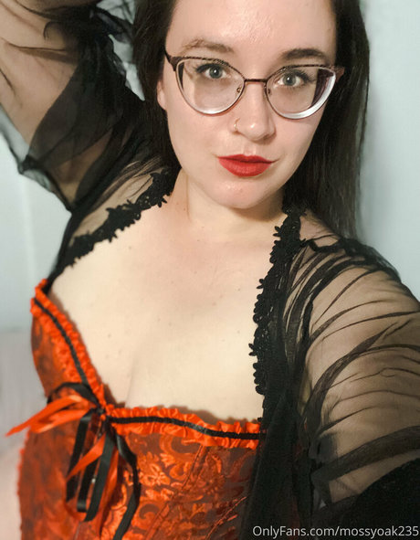 milf nude onlyfans art naked img