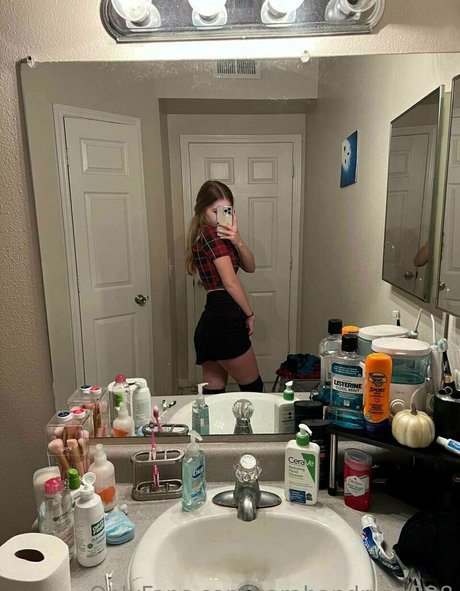 redhead skinny onlyfans free naked image