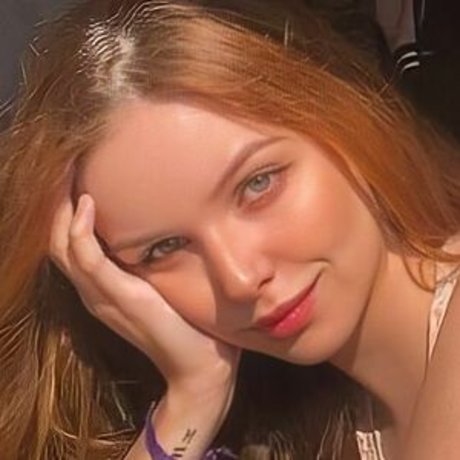 Lorena Orsi star top pic