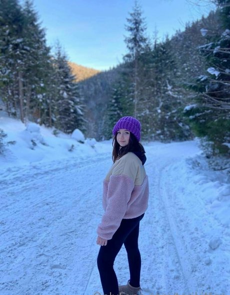 tiktok stars onlyfans art naked images