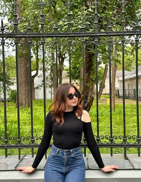 hooters onlyfans art naked gallery