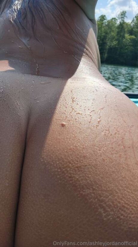 ashleyjordanofficial pornstar free pic