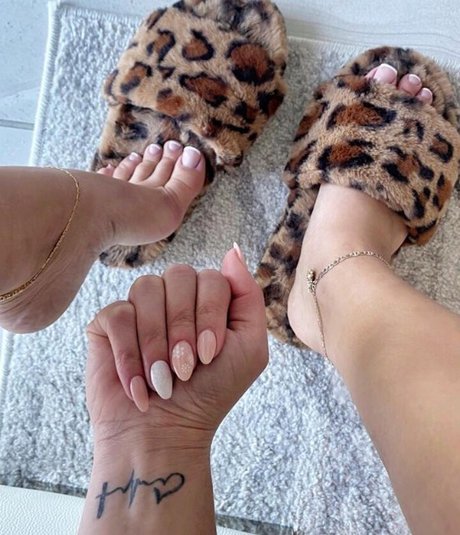 Xxginaa_ erotic star pic