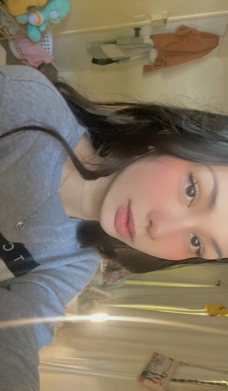 kittncore nice actress image