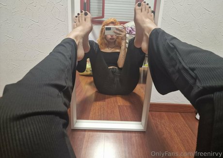 freenirvy nude actress gallery