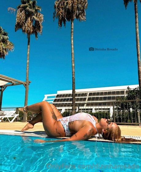 Adrii Rosado hot actress picture