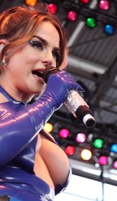 redhead teen onlyfans beautiful nude pictures