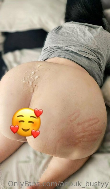 anouk bustyy pornstar adult photo