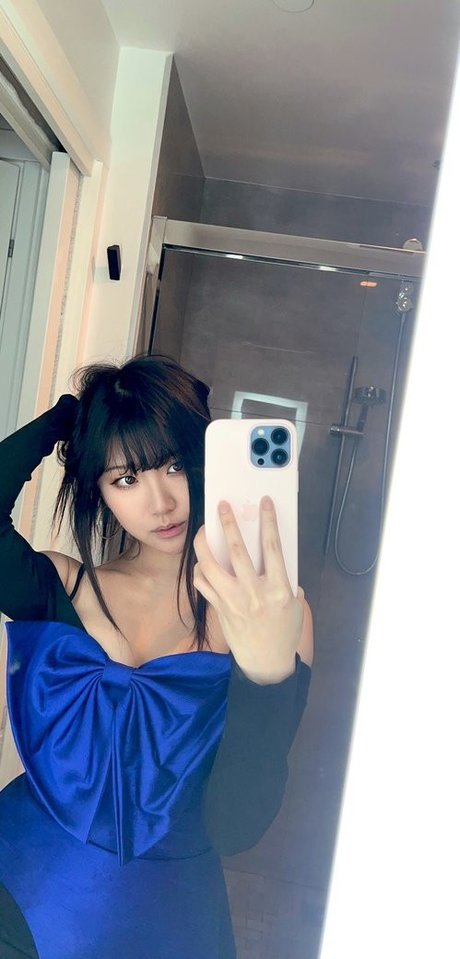 AriaSaki pornstar pretty picture