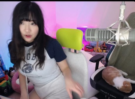 influencer girls onlyfans sexy nude image