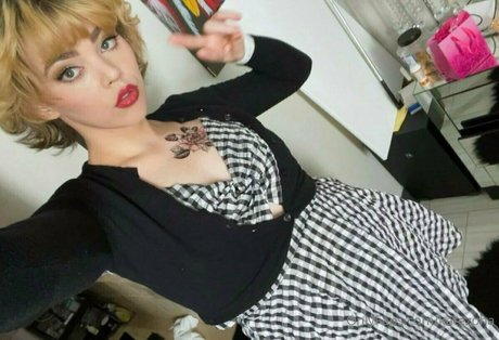 one onlyfans hot archive