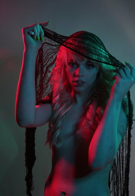 katezoha xxx star photo