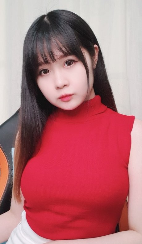 Clarissa Punipun star nudes pic