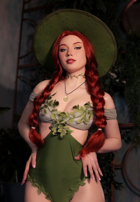 Lunaritie naked star picture