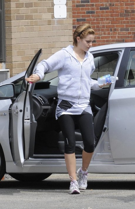 Emma Watson hd star image