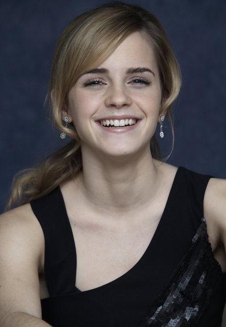 Emma Watson model high quality picture