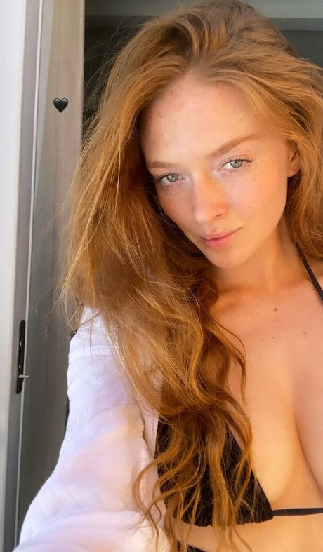 Larsen Thompson pretty star img