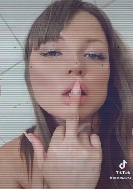 rude in life model adult img