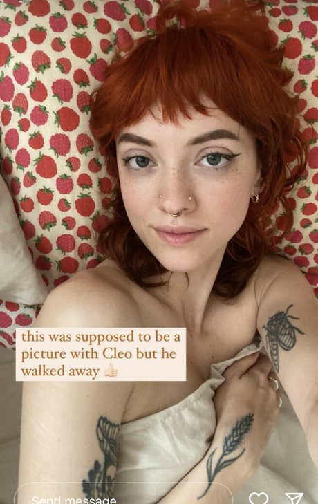 Pleasequietdown top pornstar image