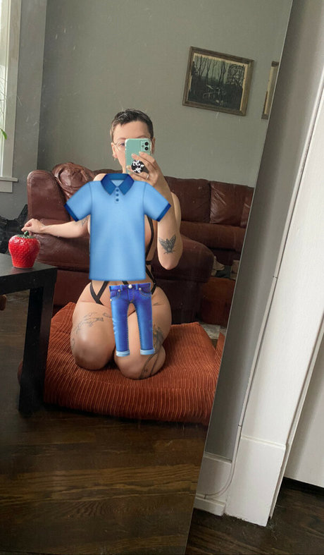 Pleasequietdown adult model gallery