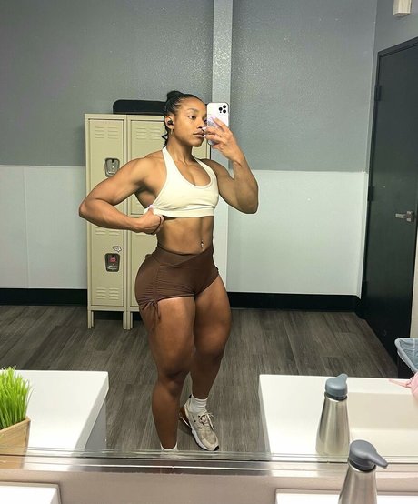 aaaaayevuh pretty pornstar archive