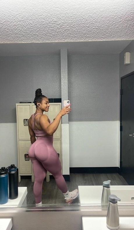 aaaaayevuh actress img