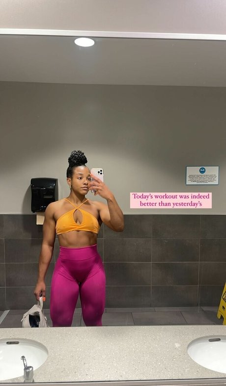 aaaaayevuh exclusive pornstar galleries