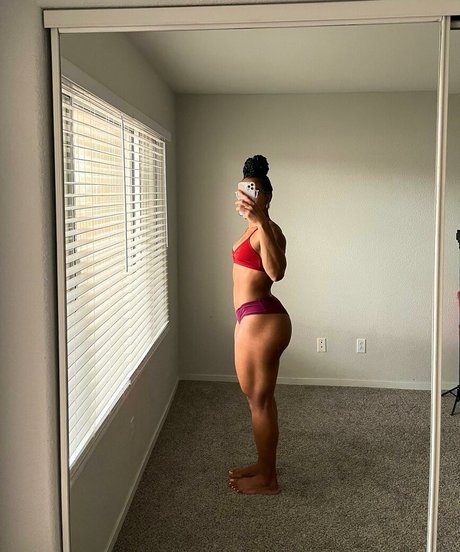 aaaaayevuh porn model pics