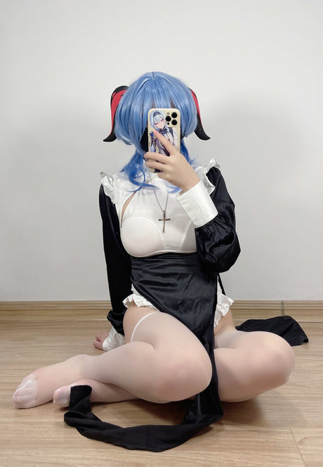 Terebi Dancho pretty pornstar img