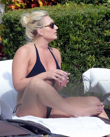 Brooke Hogan hd model image